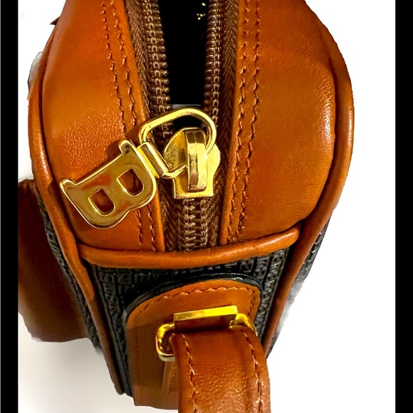 BALLY Shoulder Bag - Picture 7 of 11